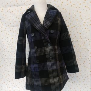 Girl's size 12 plaid American Eagle coat
